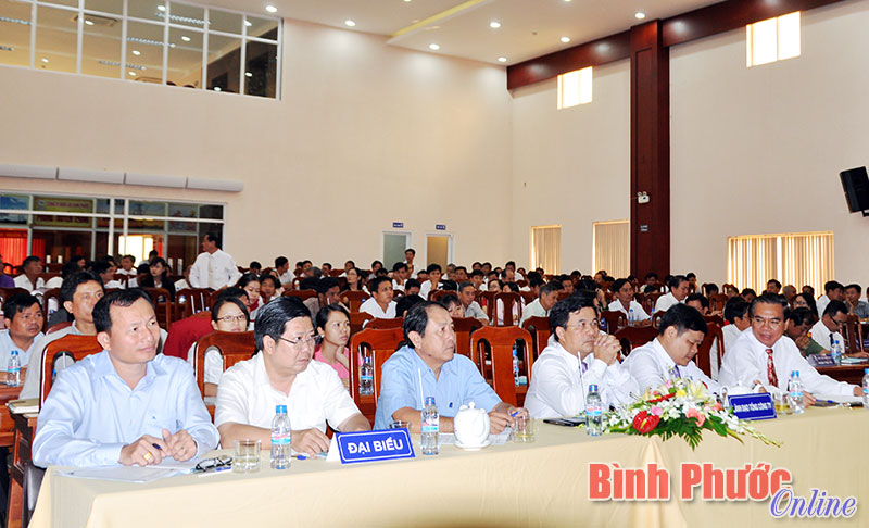 Các đại biểu tham dự hội nghị