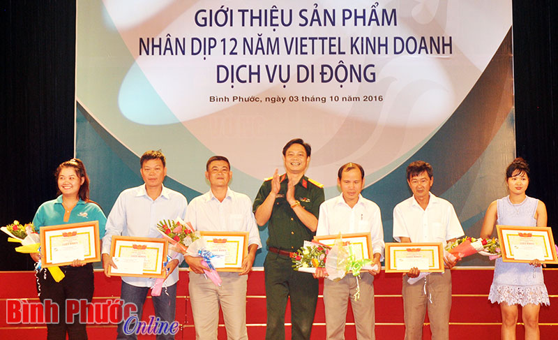 Viettel Bình Phước thực hiện an sinh xã hội 16,2 tỷ đồng