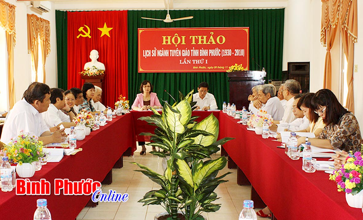 To&agrave;n cảnh hội thảo lịch sử ng&agrave;nh tuy&ecirc;n gi&aacute;o tỉnh B&igrave;nh Phước giai đoạn 1930-2010