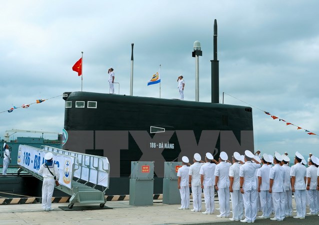 Hải quân làm Lễ thượng cờ hai tàu ngầm Đà Nẵng và Bà Rịa