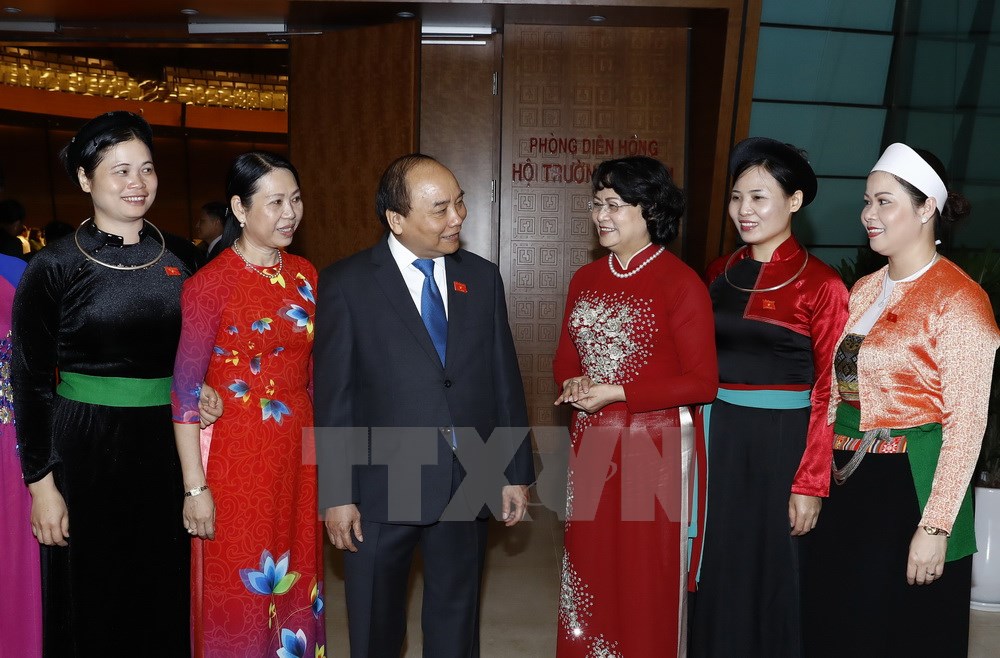 Thủ tướng Nguyễn Xuân Phúc, Phó Chủ tịch nước Đặng Thị Ngọc Thịnh với các đại biểu Quốc hội tham dự phiên khai mạc. (Ảnh: Thống Nhất/TTXVN)