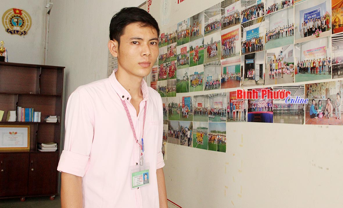 Từ những linh kiện sẵn có trong nước, anh Nguyễn Minh Tú đã “độ” lại các thiết bị cũ, làm lợi cho công ty hàng tỷ đồng