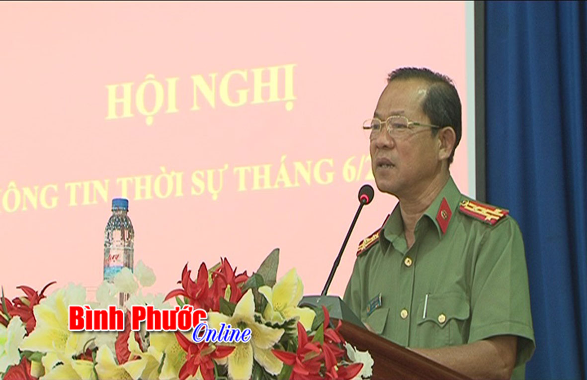 Đại tá Huỳnh Văn Sách kết luận hội nghị