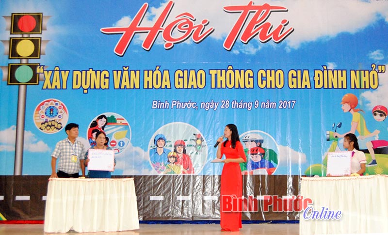 Hội thi “Xây dựng văn hóa giao thông cho gia đình nhỏ”