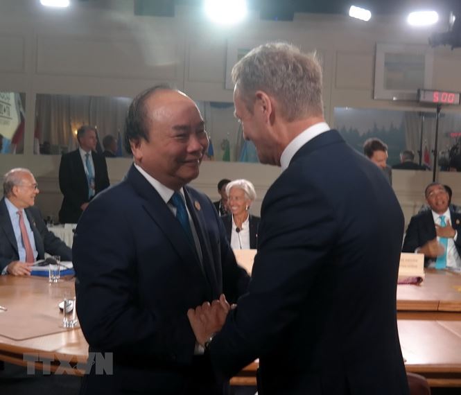 Hình ảnh Thủ tướng Nguyễn Xuân Phúc gặp gỡ các lãnh đạo thế giới - ảnh 3