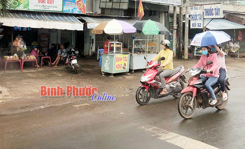 “Vô tư” vi phạm an toàn giao thông