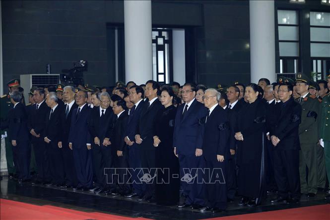 Ch&uacute; th&iacute;ch ảnh