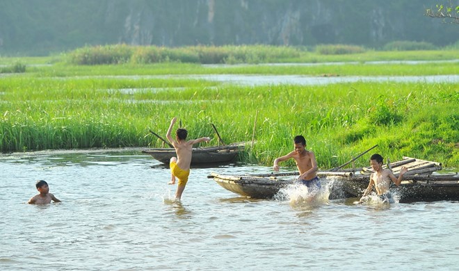 Cẩn trọng tai nạn rình rập với trẻ em trong những ngày Hè