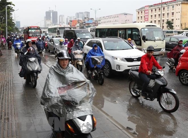 Bắc Bộ nhiệt độ có nơi dưới 5 độ C, mưa lớn tại Trung Bộ vẫn kéo dài