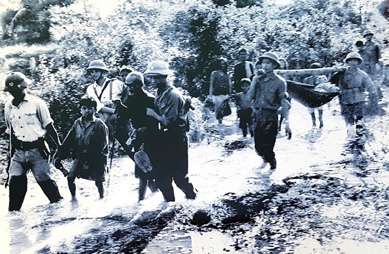 300 tư liệu, hiện vật qu&yacute; tại triển l&atilde;m kỷ niệm 40 năm chiến tranh bi&ecirc;n giới T&acirc;y Nam ảnh 9