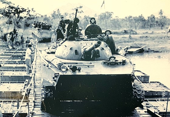 300 tư liệu, hiện vật qu&yacute; tại triển l&atilde;m kỷ niệm 40 năm chiến tranh bi&ecirc;n giới T&acirc;y Nam ảnh 7