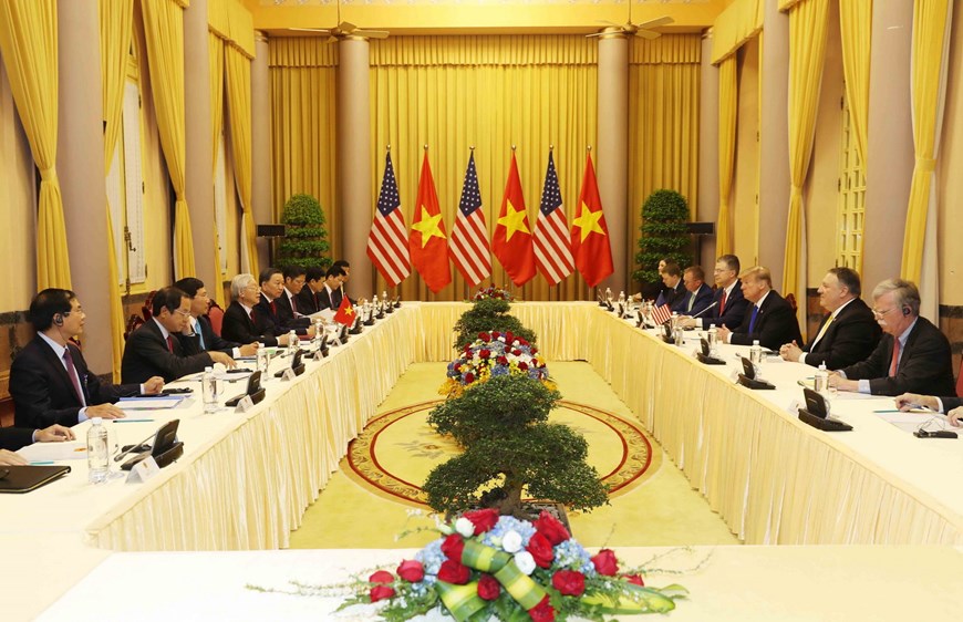 Tổng B&iacute; thư, Chủ tịch nước Nguyễn Ph&uacute; Trọng tiếp Tổng thống Hoa Kỳ Donald Trump. (Ảnh: Tr&iacute; Dũng/TTXVN)