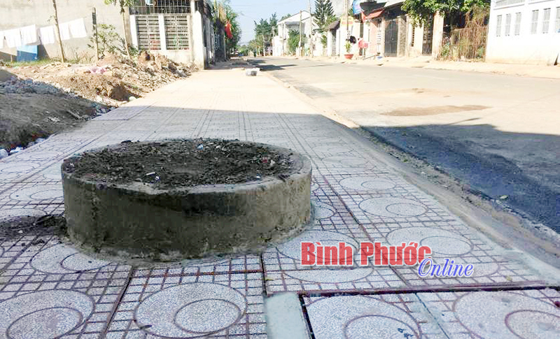 Mong sớm khắc phục hố ga thu nước thải