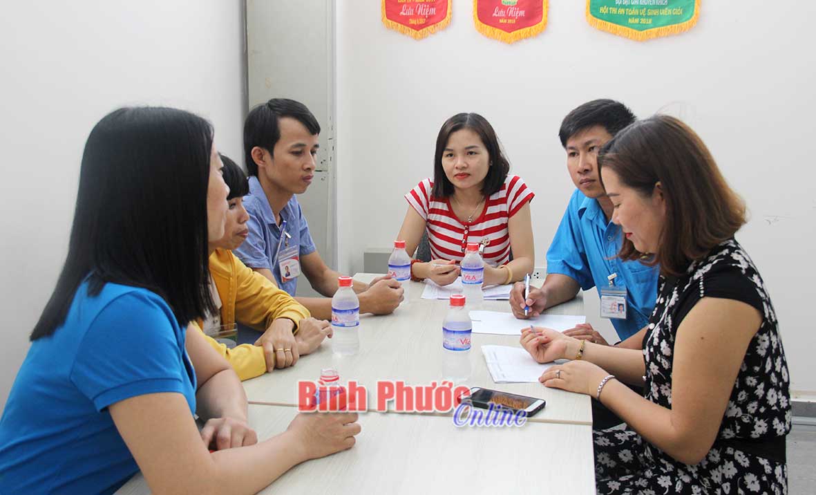 Ban Chấp hành Công đoàn KCN khu vực Đồng Xoài - Đồng Phú luôn chủ động phối hợp công đoàn cơ sở vì lợi ích đoàn viên