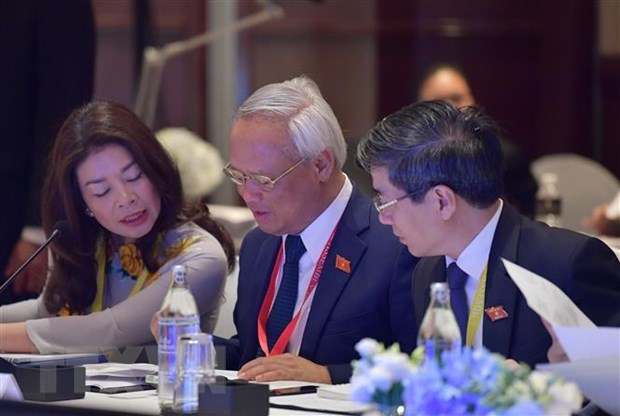 Pho Chu tich Quoc hoi Uong Chu Luu du Cuoc gap lanh dao AIPA-ASEAN hinh anh 1