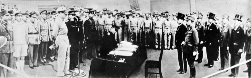  Chiến tranh thế giới thứ hai kết th&uacute;c, Nhật đầu h&agrave;ng qu&acirc;n Đồng minh (ảnh) l&agrave; điều kiện thế giới v&ocirc; c&ugrave;ng thuận lợi cho c&aacute;ch mạng Việt Nam. (Ảnh: Tư liệu TTXVN)