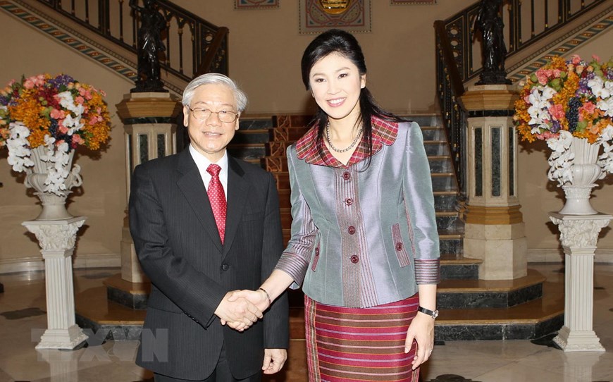  Thủ tướng Yingluck Shinawatra đón Tổng Bí thư Nguyễn Phú Trọng thăm chính thức Thái Lan từ ngày 25-27/6/2013. Tại chuyến thăm này, Việt Nam và Thái Lan đã chính thức nâng cấp quan hệ hai nước lên Đối tác chiến lược. Thái Lan cũng là quốc gia đầu tiên trong ASEAN mà Việt Nam thiết lập quan hệ Đối tác chiến lược. (Ảnh: Trí Dũng/TTXVN)