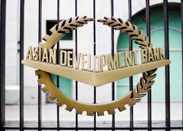 ADB: Cac nuoc dang phat trien o chau A can hon 5% GDP cho ha tang hinh anh 1