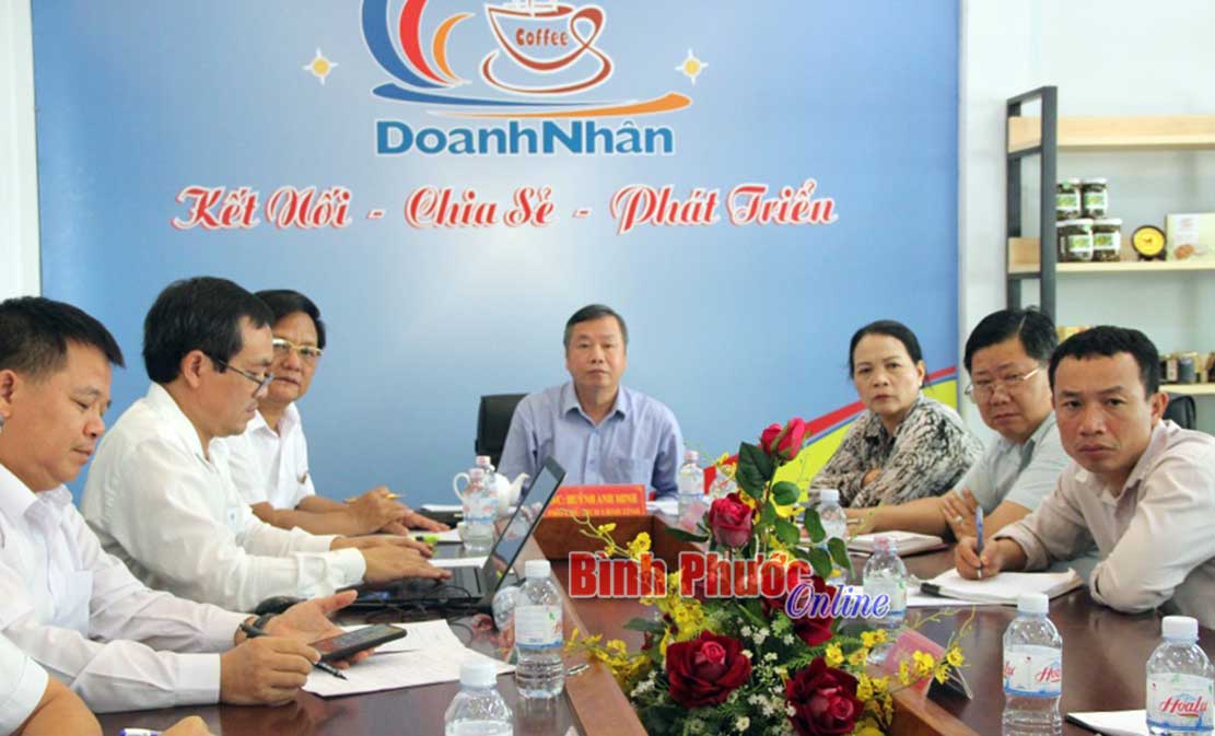 Lãnh đạo tỉnh tiếp doanh nghiệp định kỳ tháng 11