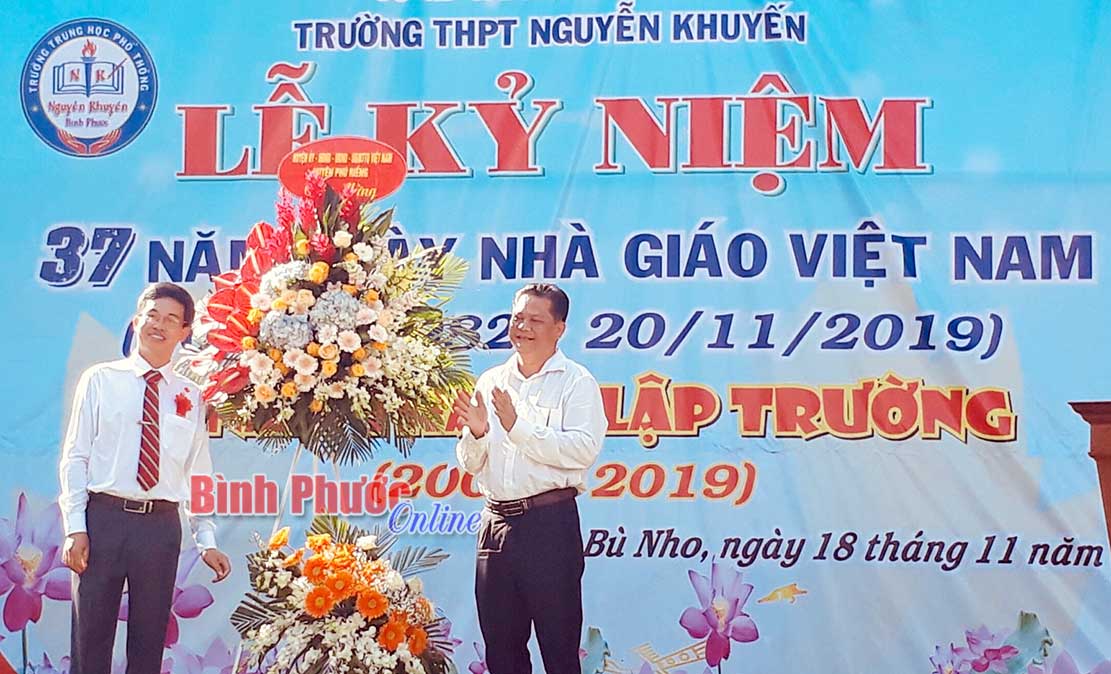 Trường THPT Nguyễn Khuyến kỷ niệm 15 năm thành lập