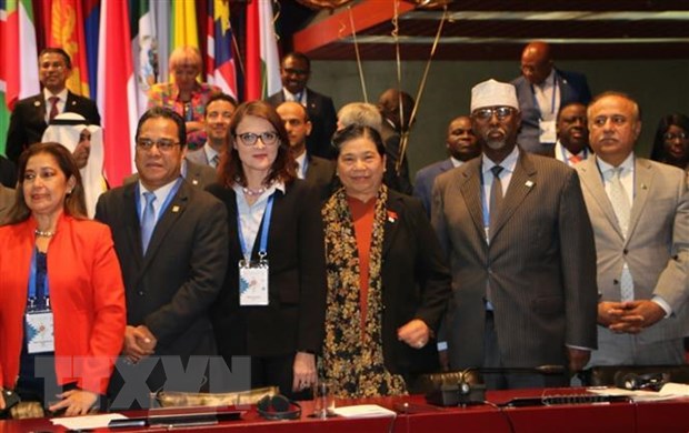 Pho Chu tich Quoc hoi Tong Thi Phong tiep xuc song phuong tai Cuba hinh anh 2