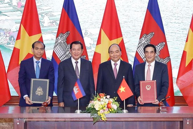 Tuyen bo chung giua Cong hoa XHCN Viet Nam va Vuong quoc Campuchia hinh anh 2