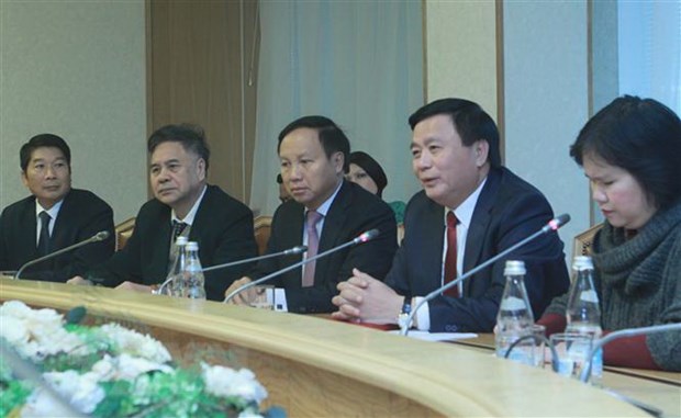 Tang quan he huu nghi truyen thong tot dep voi Dang Cong san Nga hinh anh 1