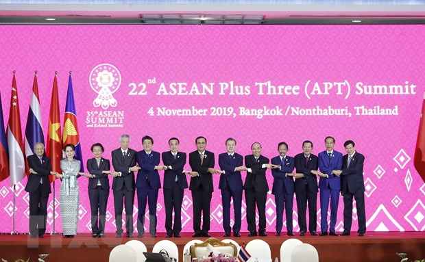 Thu tuong Nguyen Xuan Phuc du Hoi nghi Cap cao ASEAN +3 lan thu 22 hinh anh 1