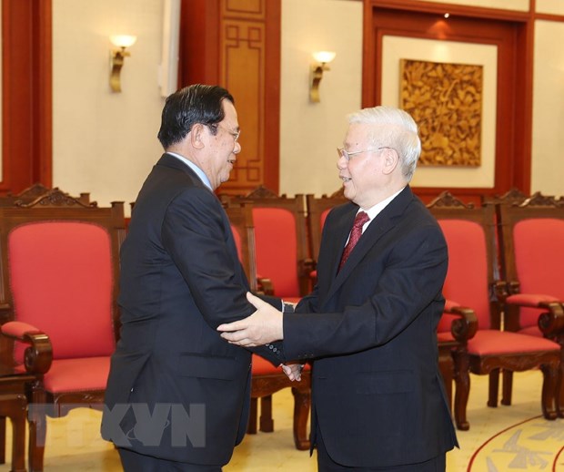 Tong Bi thu, Chu tich nuoc Nguyen Phu Trong tiep Thu tuong Campuchia hinh anh 1