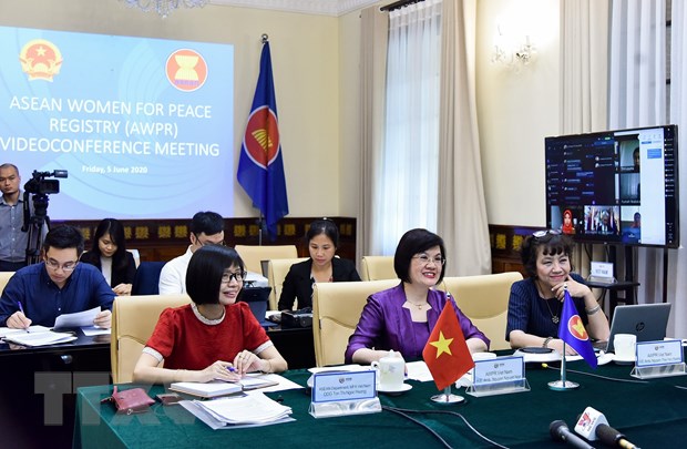 ASEAN 2020: Chung tay hanh dong nang cao vi the cua phu nu hinh anh 1