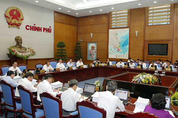 Toàn cảnh phiên họp Chính phủ thường kỳ tháng 7/2013.