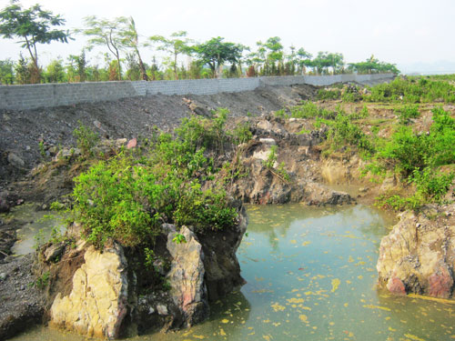 Dân đánh trả côn đồ “bảo kê” cho doanh nghiệp