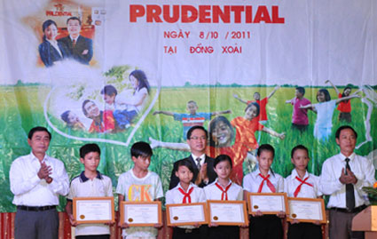 300 khách hàng tham gia “Ngày hội Prudential”