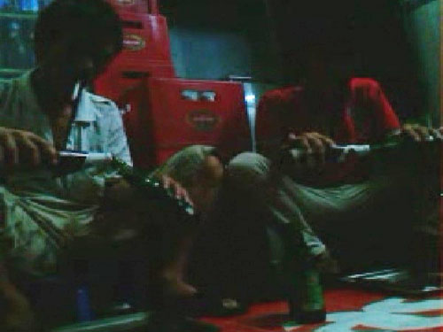 Triệt ph&aacute; cơ sở l&agrave;m giả bia Heineken, Tiger