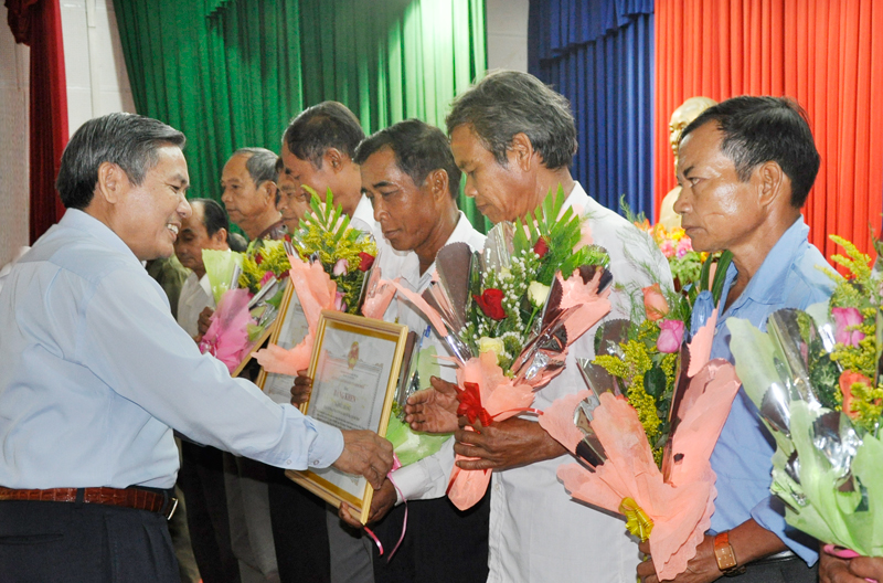 V&otilde; Đ&igrave;nh Tuyến