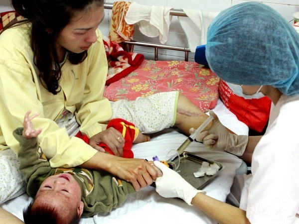 Lập 5 đoàn kiểm tra công tác điều trị và phòng bệnh sởi