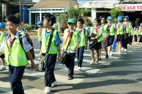 Cuộc thi ảnh “Đi bộ an toàn”