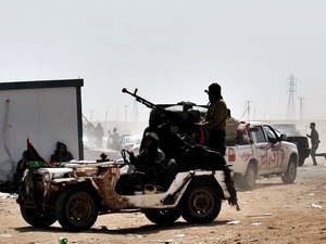Phe nổi dậy ở Libya thương vong lớn vì bom NATO