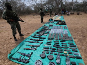 Mexico triệt phá tội phạm ma túy, thu 1 tấn côcain