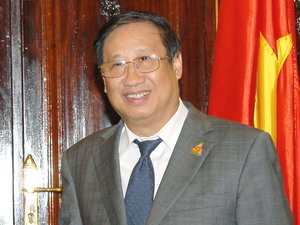 Bộ trưởng Ngoại giao thăm, làm việc ở châu Âu