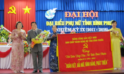 Khai mạc Đại hội đại biểu phụ nữ tỉnh lần thứ IX