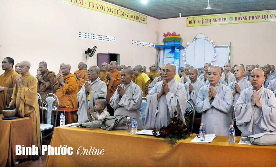 Phật giáo Bình Phước cầu nguyện hòa bình cho biển Đông