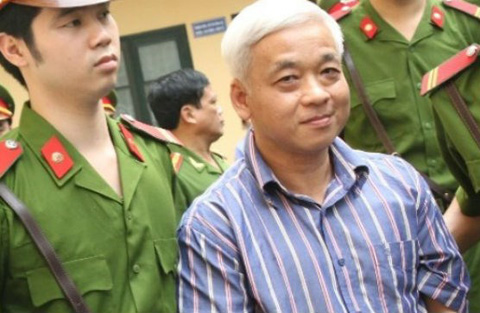 Thần sắc bầu Ki&ecirc;n đổi ch&oacute;ng mặt sau nhiều ng&agrave;y hầu t&ograve;a