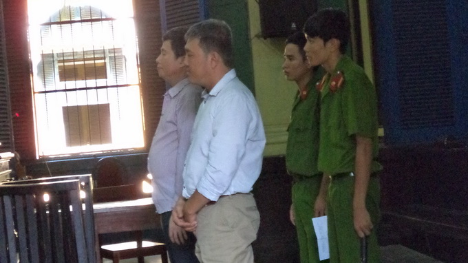 Gi&aacute;m s&aacute;t c&ocirc;ng tr&igrave;nh nhận hối lộ của đội thi c&ocirc;ng l&atilde;nh &aacute;n