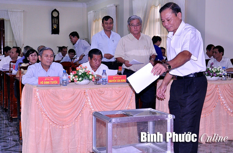 Ban Chấp h&agrave;nh đảng bộ tỉnh họp phi&ecirc;n đột xuất