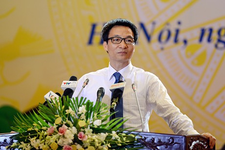 B&aacute;o ch&iacute; lu&ocirc;n s&aacute;t c&aacute;nh c&ugrave;ng Ch&iacute;nh phủ