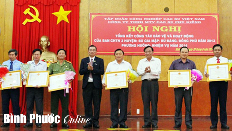 Cần xử l&yacute; nghi&ecirc;m điểm mua b&aacute;n mủ kh&ocirc;ng c&oacute; giấy ph&eacute;p