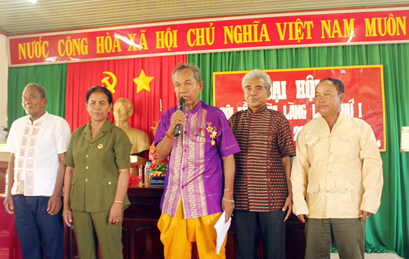 Hội đồng gi&agrave; l&agrave;ng x&atilde; Lộc Hưng đại hội nhiệm kỳ 2014-2019