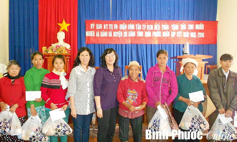 Ph&aacute;t huy vai tr&ograve; của gi&agrave; l&agrave;ng, lực lượng n&ograve;ng cốt