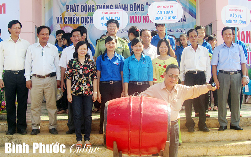 Khai mạc hè 2014